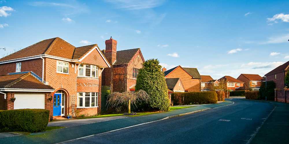Properties for Sale Plymouth - Detached House and Garage - Plymouth Homes