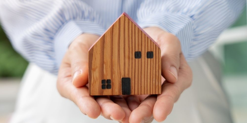 Guaranteed Rent Plymouth - Wooden House - Plymouth Homes Guaranteed Rent Plymouth - Wooden House - Plymouth Homes